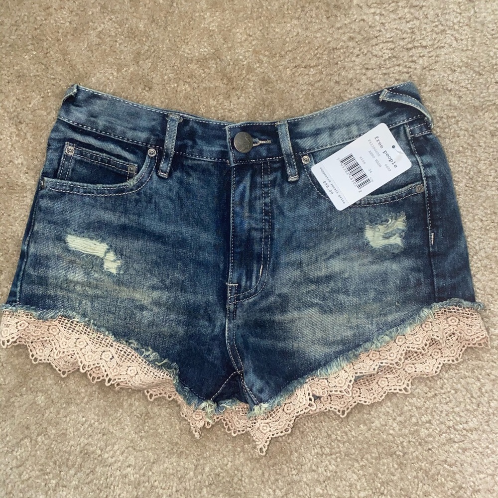NWT Free People Aero Wash Lacy Cutoff Daisy Shorts